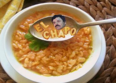 ¡Hasta en la sopa! 10 productos que se comercializan con la imagen de “El Chapo”