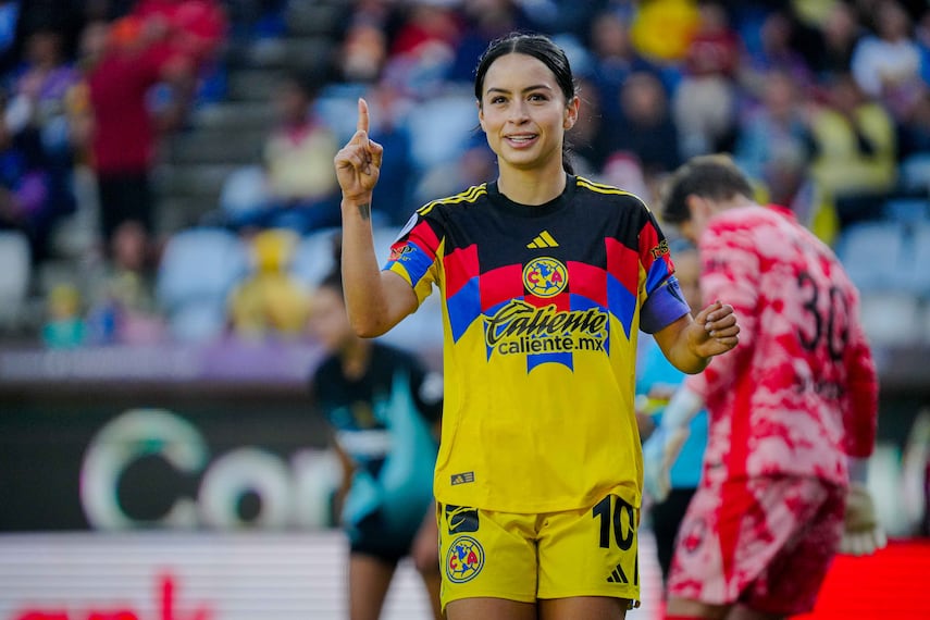 Scarlett Camberos con el América Femenil - Foto: Imago7