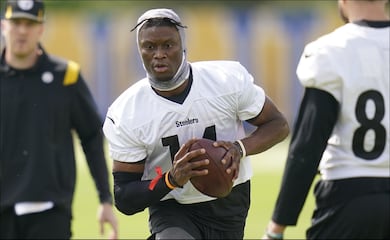 Los Cowboys adquieren en intercambio con los Steelers al receptor George Pickens