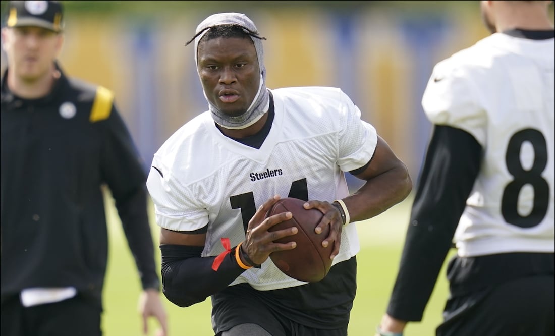 Los Cowboys adquieren en intercambio con los Steelers al receptor George Pickens. FOTO: AP