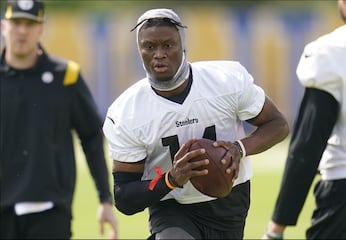 Los Cowboys adquieren en intercambio con los Steelers al receptor George Pickens