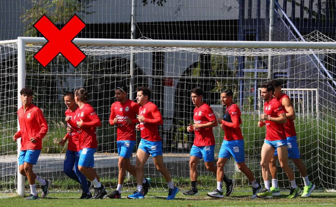 jugadores de Chivas, durante un entrenamiento. FOTO: @Chivas