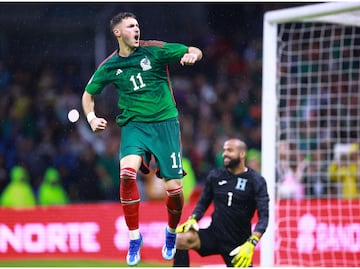 ¡Santi Giménez, el ídolo que México necesita! Revela que eligió al Tri por el corazón