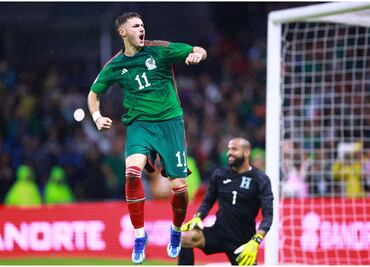 ¡Santi Giménez, el ídolo que México necesita! Revela que eligió al Tri por el corazón