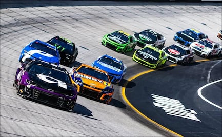 NASCAR y TelevisaUnivision Firman Acuerdo Histórico para Transmitir la Cup Series 2025 en México