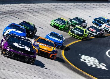 NASCAR y TelevisaUnivision Firman Acuerdo Histórico para Transmitir la Cup Series 2025 en México