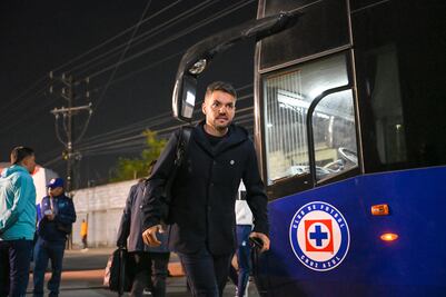 Nicolás Larcamón fue despedido de Cruz Azul, pero ya tiene oferta de trabajo ¿Quién lo fichará?