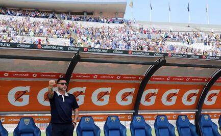 Mohamed lanzó emotivo mensaje a la afición de Pumas tras renunciar al equipo