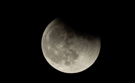 Video: Así se vio el eclipse lunar desde una nave espacial de la NASA a 100 millones de km