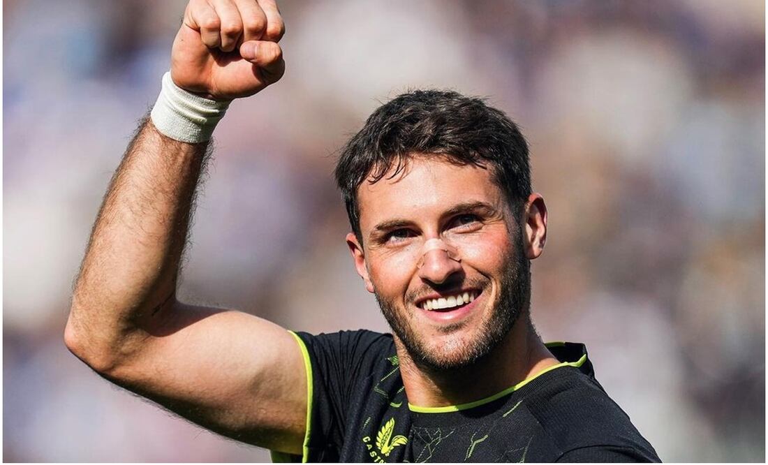 Santiago Giménez festejando con el Feyenoord / FOTO: Instagram @sant.gimenez