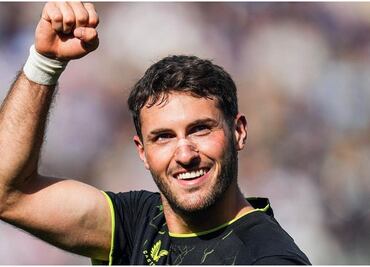 Santi Giménez el mejor de México y entre los 100 mejores futbolistas de todo el mundo