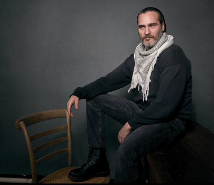Joaquin Phoenix, la difícil vida del actor detrás del “Joker”
