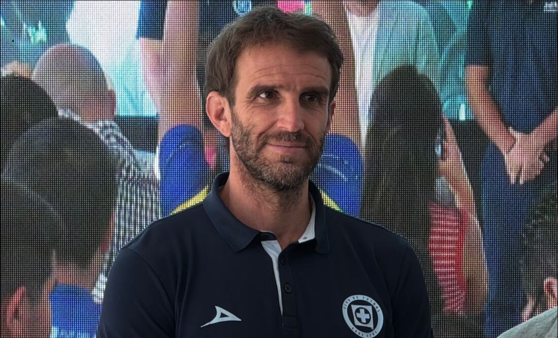 Iván Alonso dejó abierta la opción de que Cruz Azul juegue en Veracruz: “No tenemos estadio, todo puede pasar” / FOTO: Edgar Enríquez - EL UNIVERSAL
