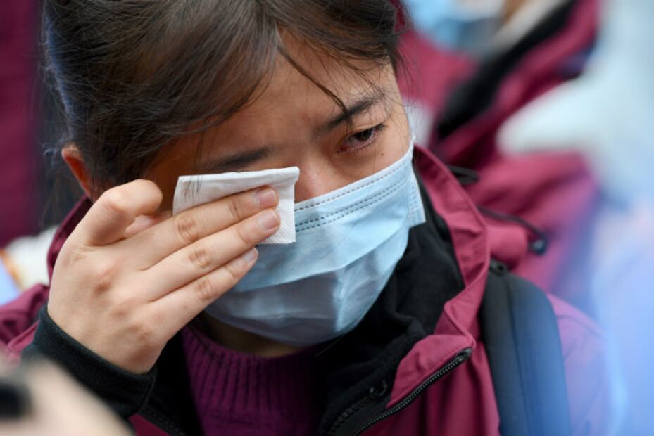 Estudio revela que las lágrimas pueden contagiar el coronavirus