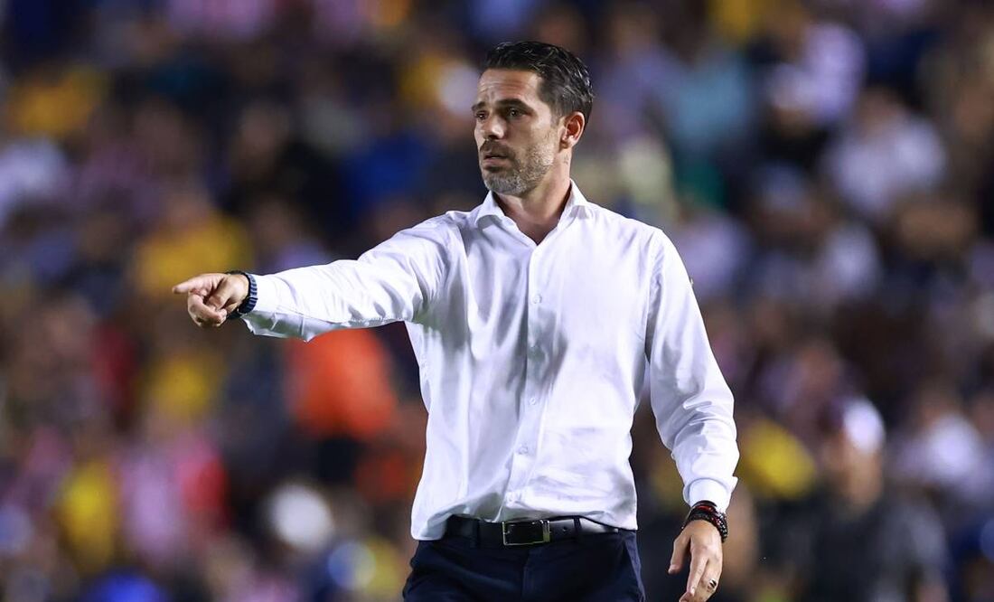 Gago podría dejar al club de cara al juego contra el Atlas. Foto: Imago7.