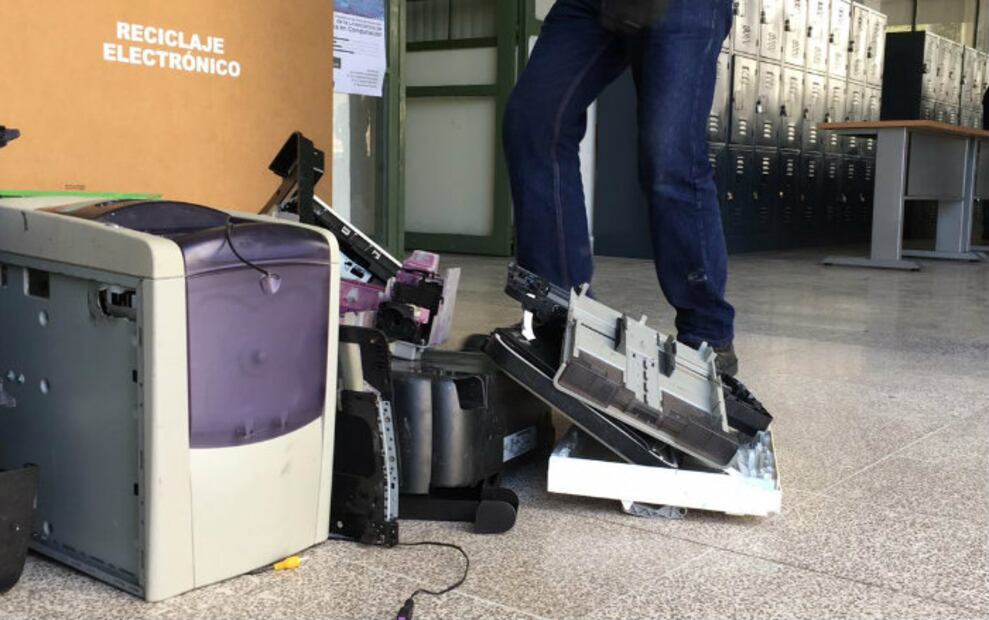 Basura electrónica: 10 centros de acopio en los que la puedes reciclar
