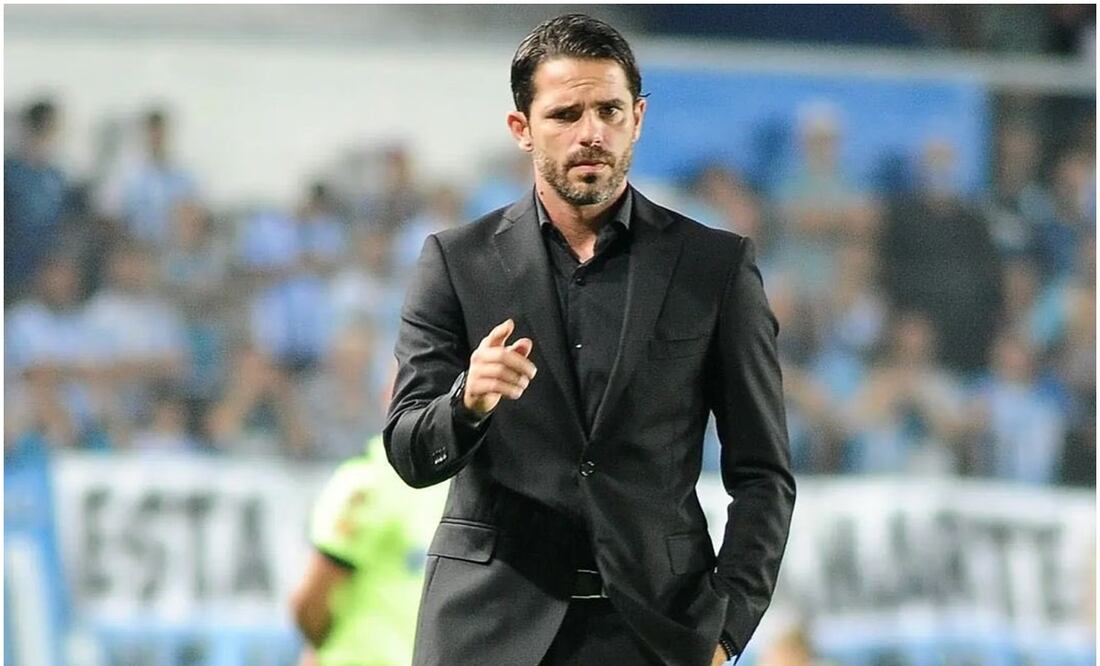 Fernando Gago será nuevo DT de Chivas - Especial