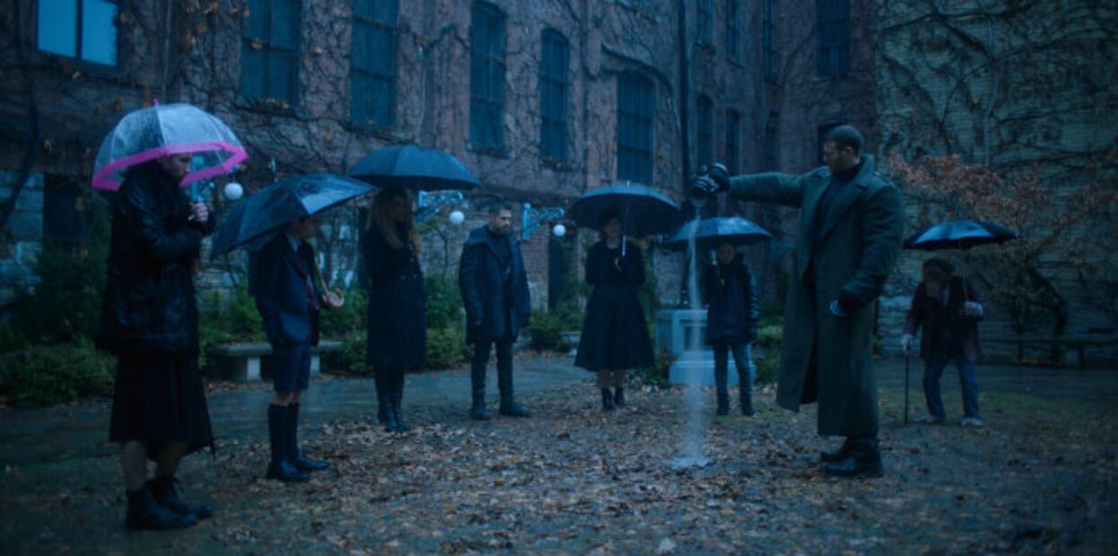 Así será "Umbrella Academy", la serie de superhéroes más ambiciosa de Netflix