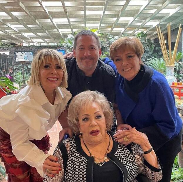 10 famosos mexicanos con más de 80 años de edad