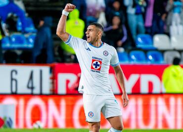 Cruz Azul realizó una danza griega en la casa del Pachuca