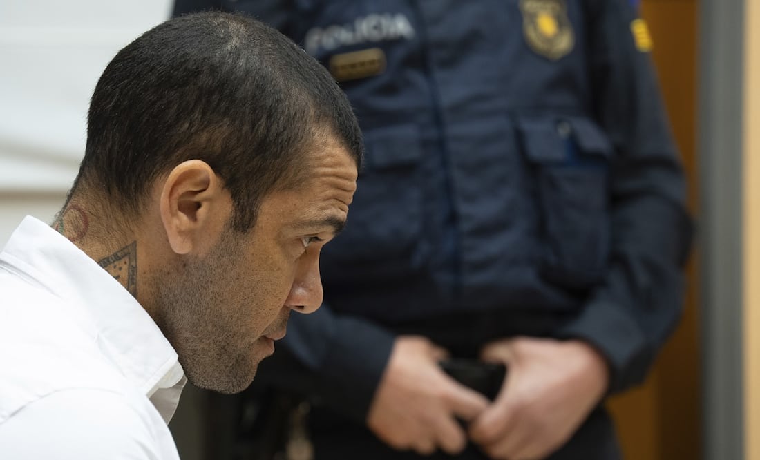 Dani Alves, en juicio, al que la Audiencia de Barcelona ha acordado dejar en libertad provisional - Foto: EFE