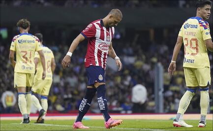 'Una eliminación dolorosa, pero nos levantaremos': Chicharito tras la eliminación ante el América