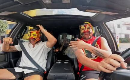 Andrés Guardado se puso la máscara del Escorpión Dorado y hasta lo imitó