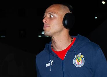 Chicharito Hernández rompe el silencio tras la derrota de Chivas con el Toluca