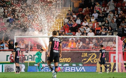 ¡Todo es culpa del Chino Huerta! Pumas perdió en su visita al Necaxa