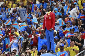 El aficionado más famoso del Congo dijo presente en Guadalajara / Foto: Diego Simón Sánchez - EL UNIVERSAL