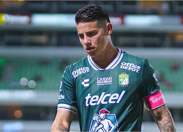 James Rodríguez explota contra Ignacio Ambriz al ser cambiado ante Atlas