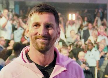 Messi presume su playlist donde aparece Peso Pluma, Carín León y los Tucanes de Tijuana