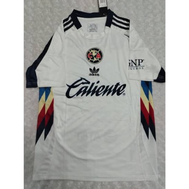 En redes sociales presumieron que incluso algunos ya tiene la playera Adidas del América. Foto: Especial