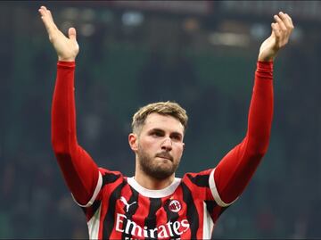 Santiago Giménez estrena nuevo apodo; así lo nombró la Serie A, tras su llegada al AC Milan