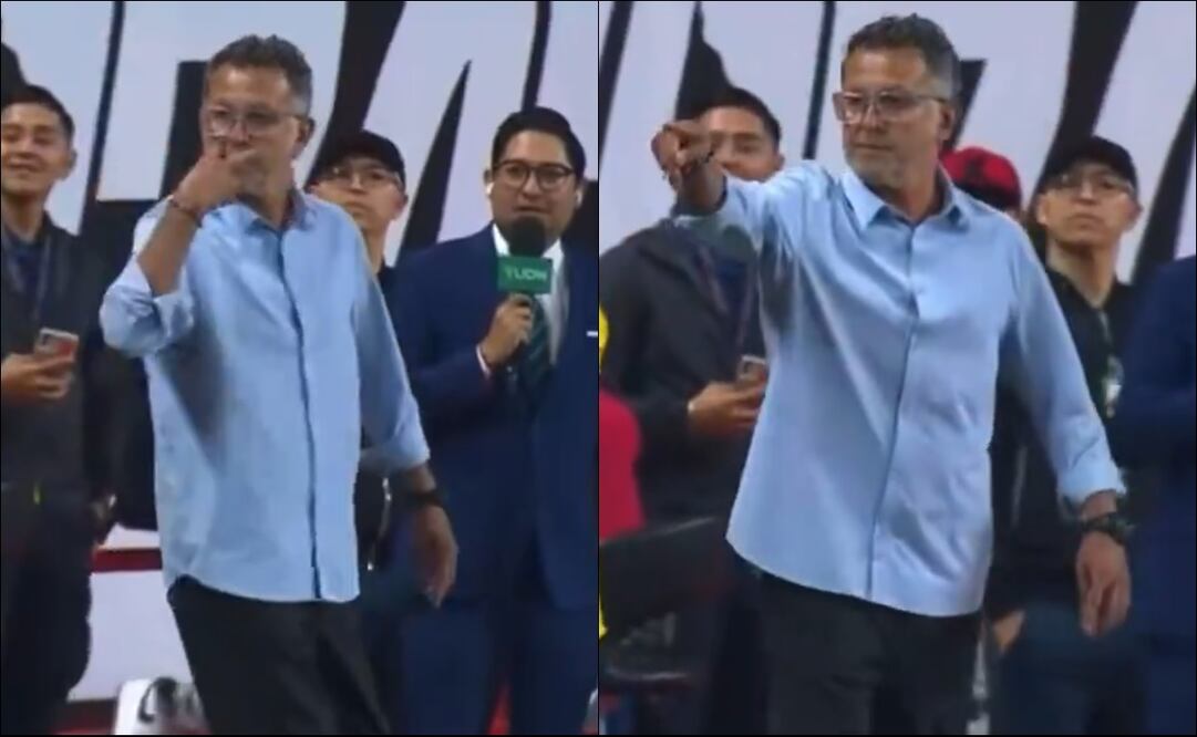 Juan Carlos Osorio fue bastante gráfico antes de irse del campo por expulsión. FOTO: Captura