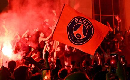 VIDEOS: Aficionados del PSG desatan locura en París tras ganar la UEFA Champions League