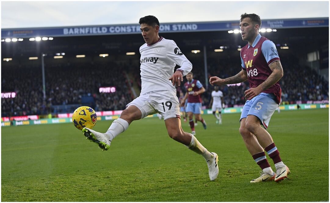 Edson Álvarez en el partido entre el West Ham y el Burnley / FOTO: Twitter @WestHamEspanol