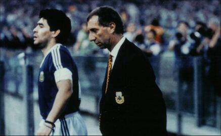 La amenaza de Bilardo de tirar el avión al océano si Argentina era eliminada de Italia 90; ¿Qué pasó?