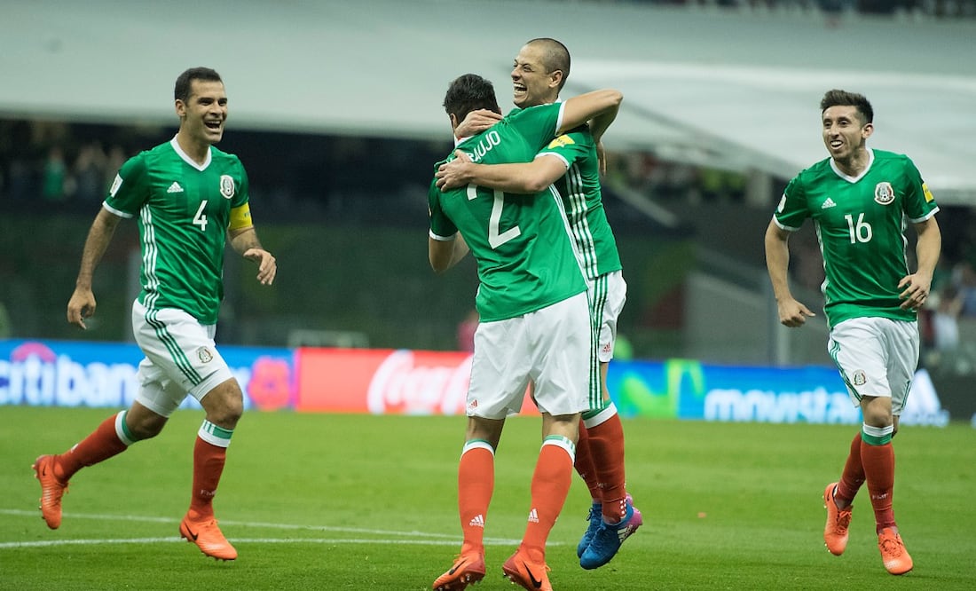 La Selección Mexicana celebrado un gol Foto: Imago7