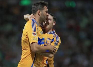 Gignac marcó su gol 182 en el futbol mexicano en el triunfo de Tigres sobre Santos