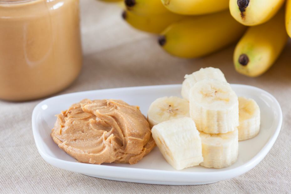 10 frutas deliciosas que tu perro puede comer sin problema