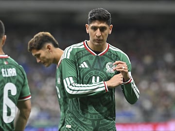 La Selección Mexicana decepciona al perder con Paraguay y llegar a seis partidos en fila sin ganar