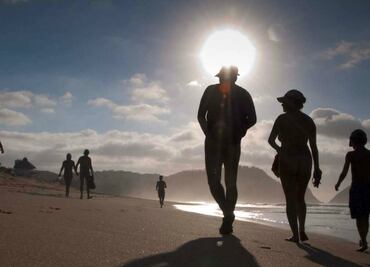 ¡Fuera ropa! Ya viene el Festival Nudista Zipolite 2018