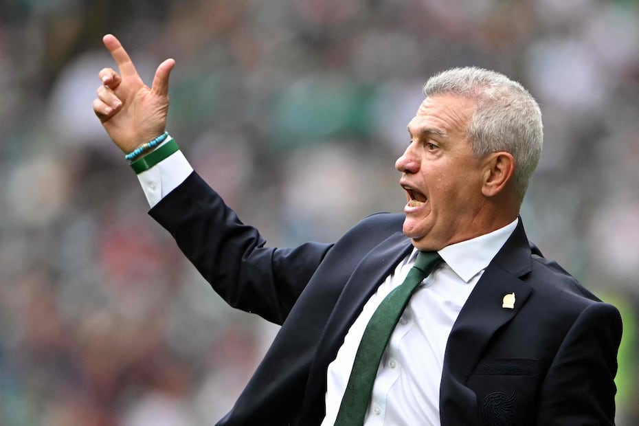 Javier Aguirre con la Selección Mexicana, durante el partido inaugural del Mundial de 2026 ante Sudáfrica - Foto:AFP