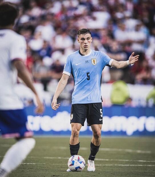 Incluyen al FC Barcelona en la puja por Manuel Ugarte. Fuente: Instagram @ugartemanu