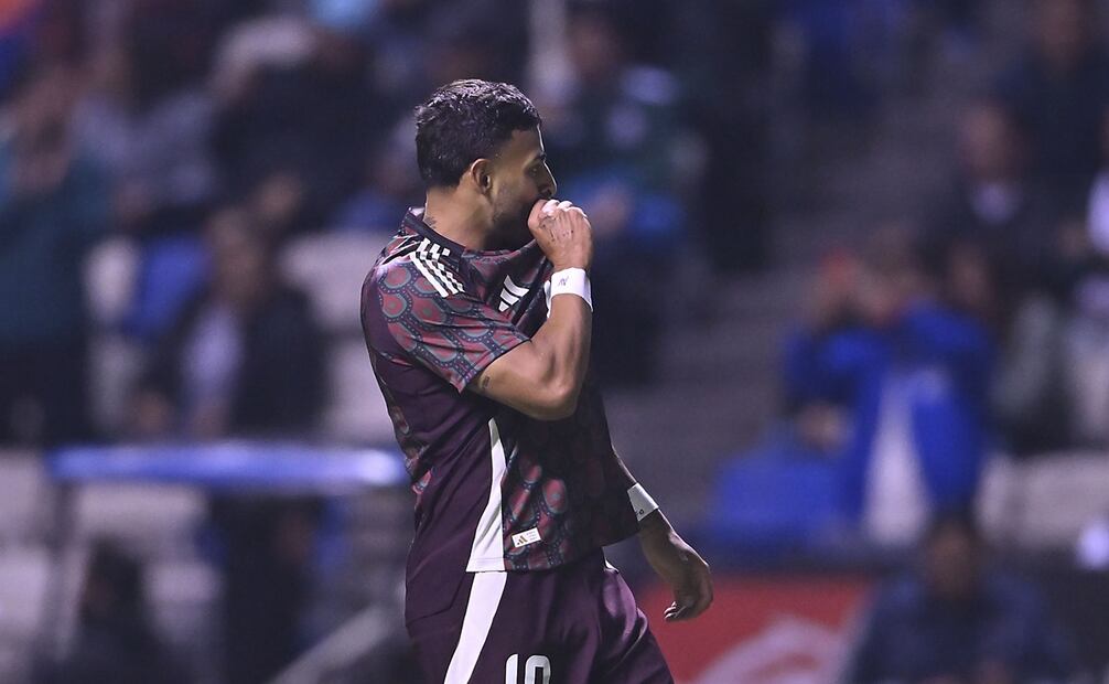 Alexis Vega en festejo, durante el partido entre la Selección Mexicana y Valencia - Foto: Imago7