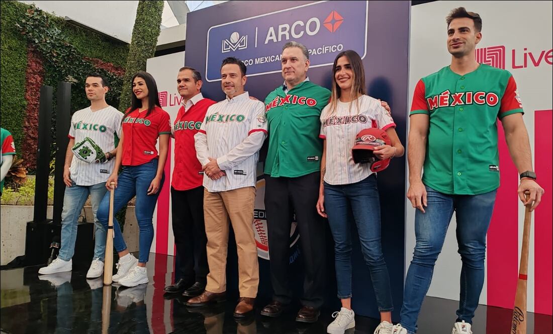 Fueron presentados los uniformes de México para la Serie del Caribe 2024 - Foto: Oscar Torres