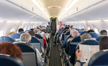 Las 10 cosas que más molestan a los pasajeros de un avión