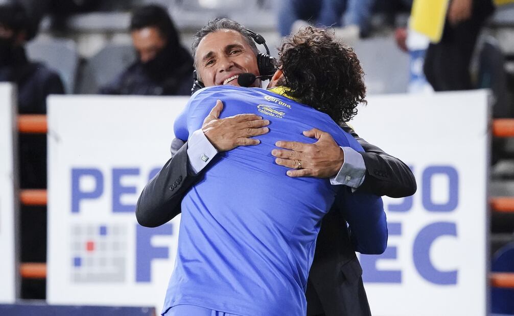 Adolfo Ríos y Memo Ochoa - Foto: Imago7