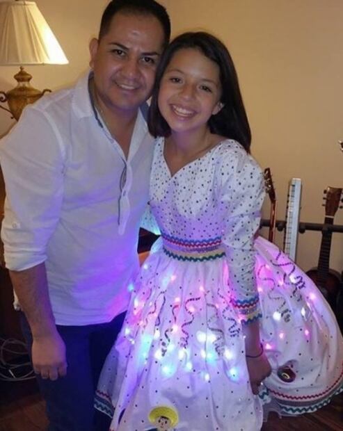 Diego Medel, el diseñador de los hermosos vestidos de Ángela Aguilar